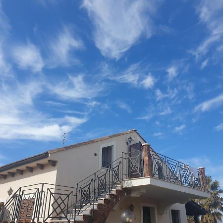 Villa Amare Campofelice Di Roccella Exterior foto